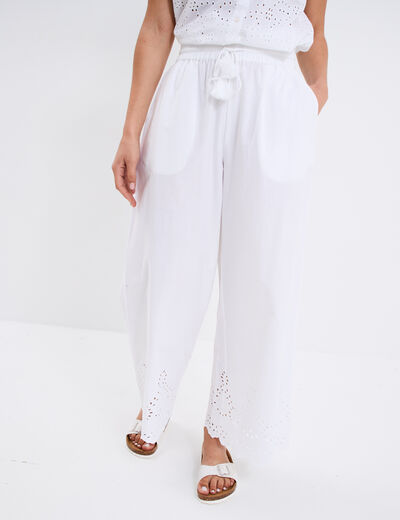Pantalon avec broderie anglaise blanc femme