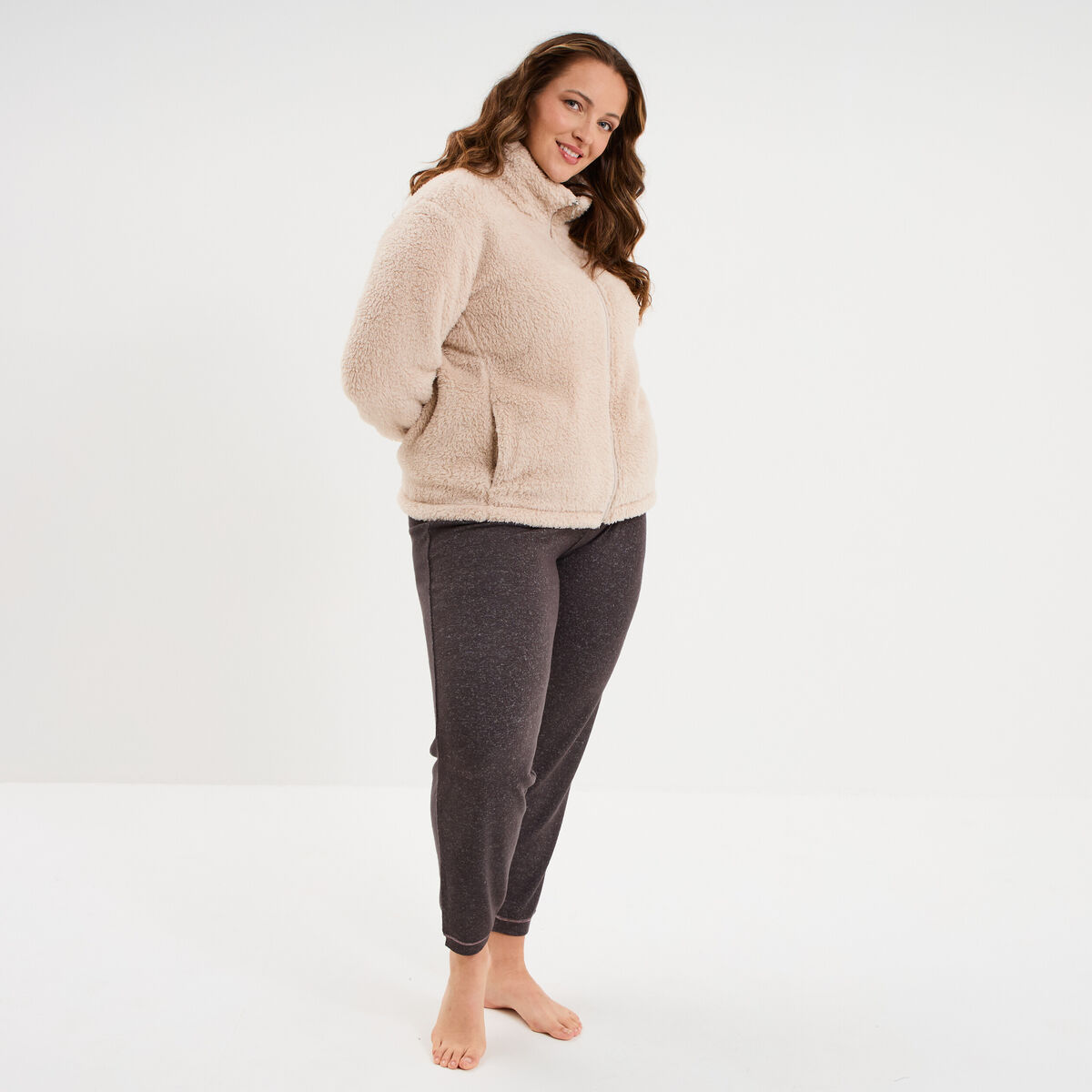 Veste de pyjama effet polaire zipp&eacute;e gris clair femme grande taille