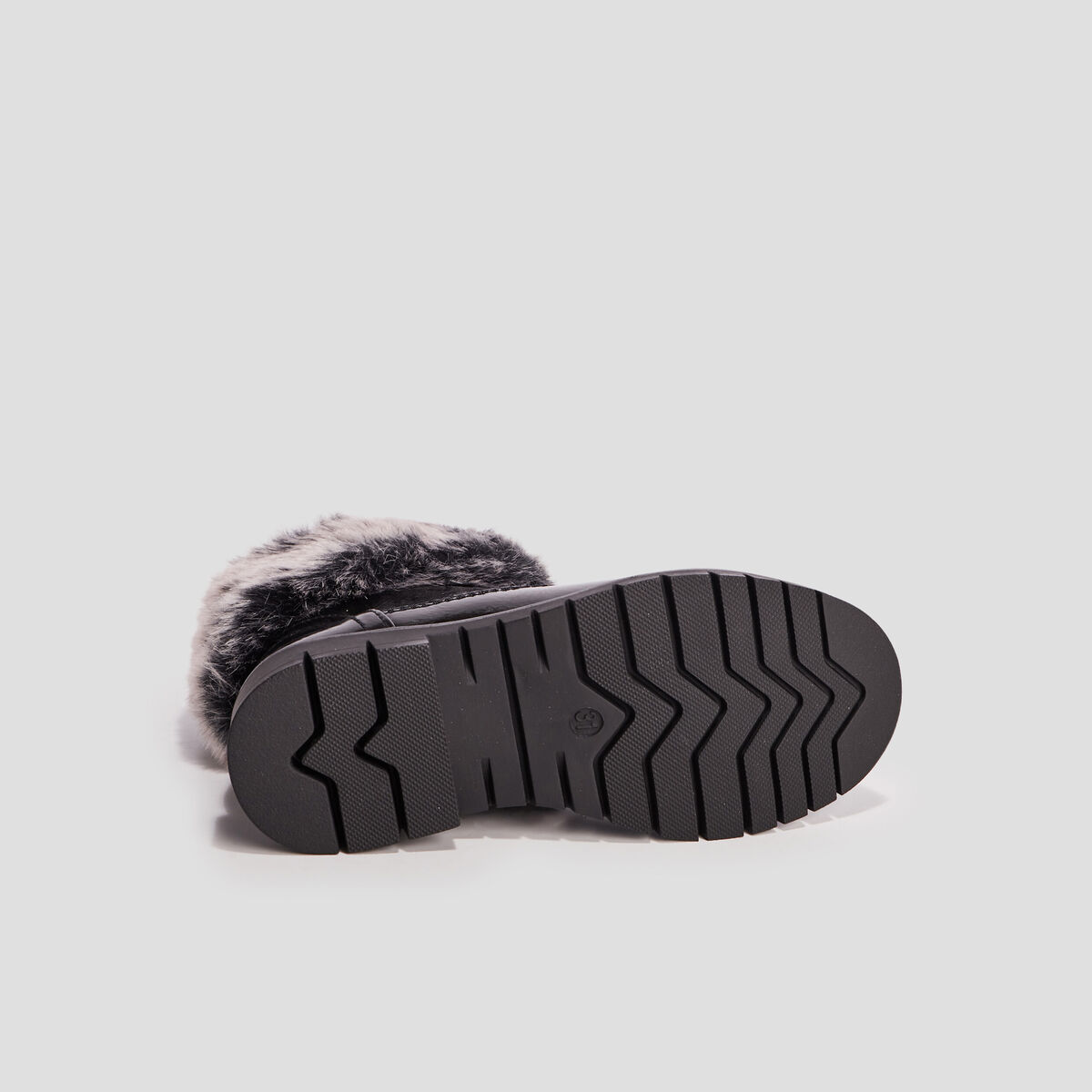 Bottines zippées vernies crantées noir fille