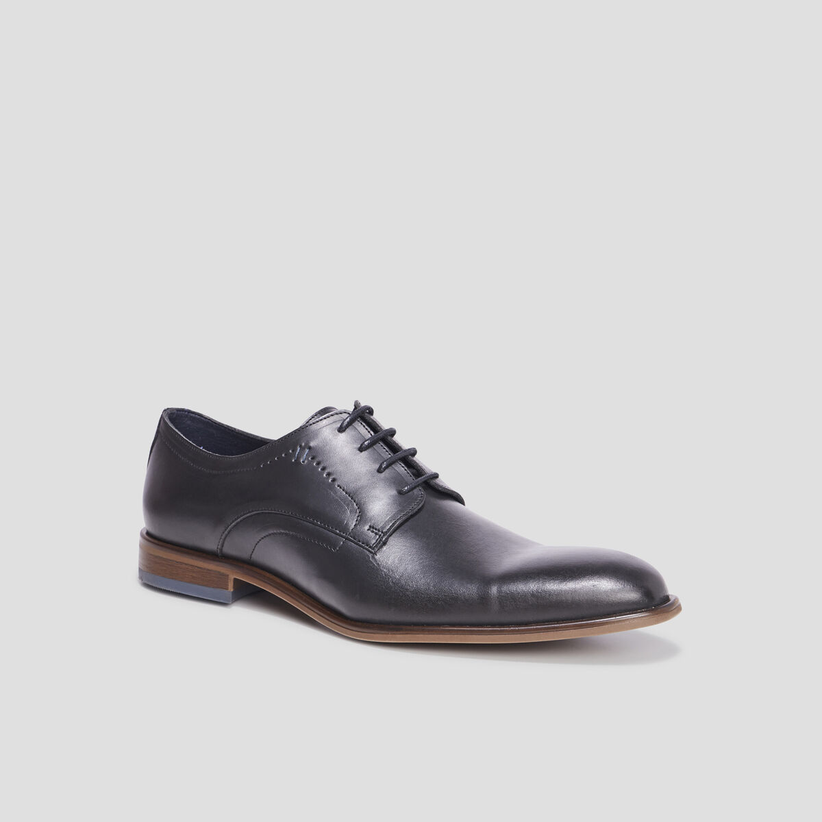 Derbies &agrave; lacets en cuir lisse noir homme