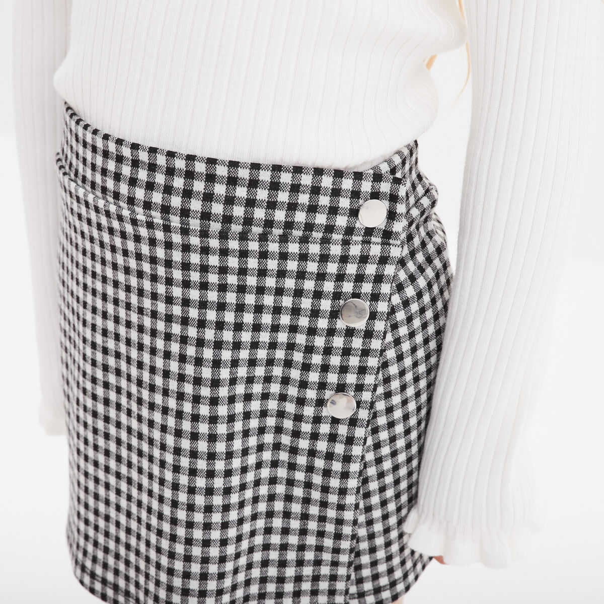 Jupe-short ajustée détail boutons ecru fille