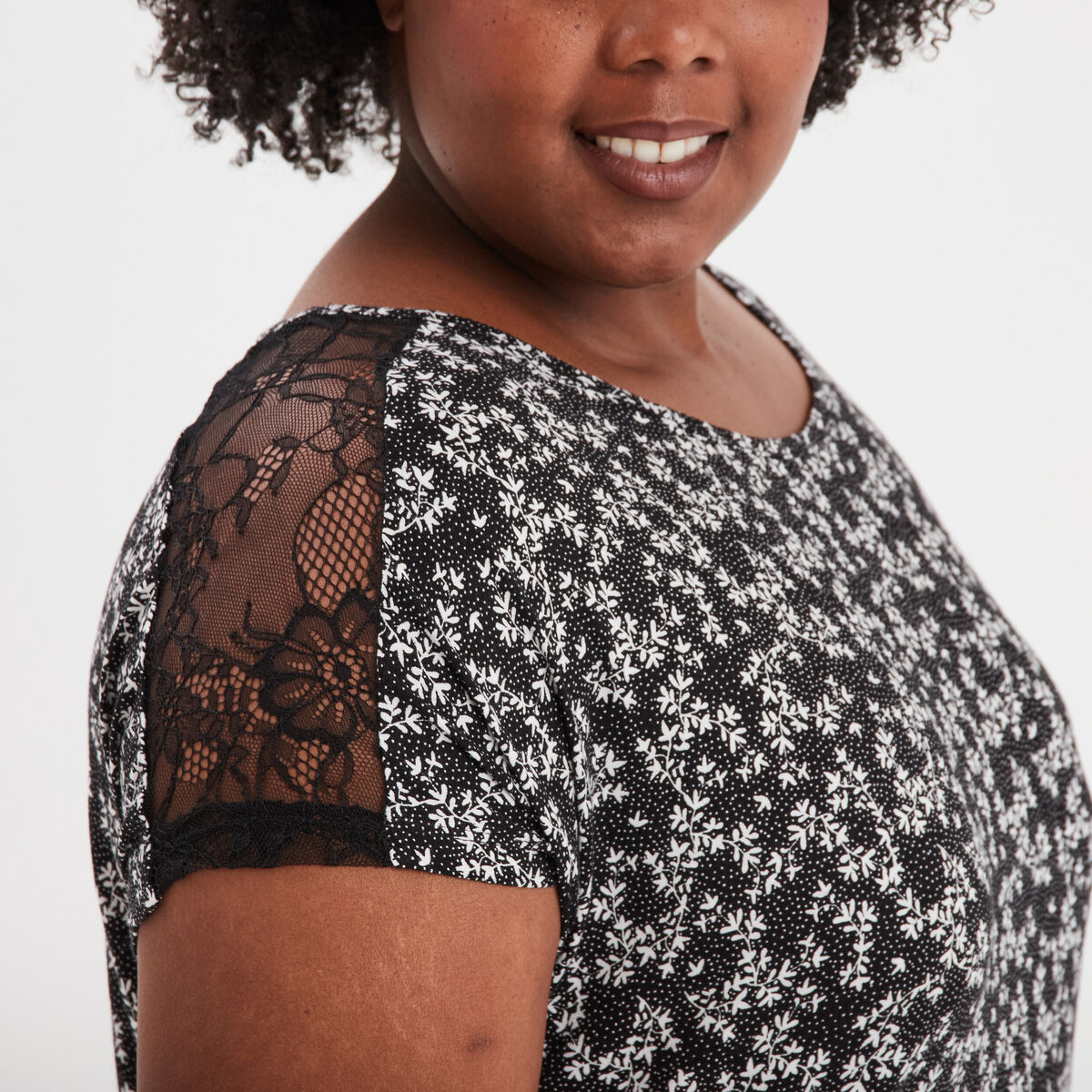 Chemise de nuit manches courtes noir femme grande taille