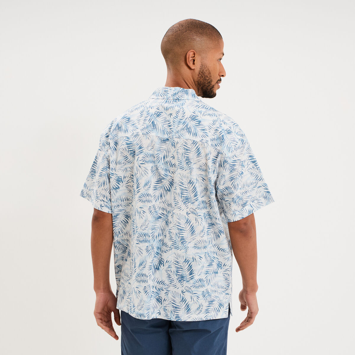 Chemise en coton manches courtes bleu homme