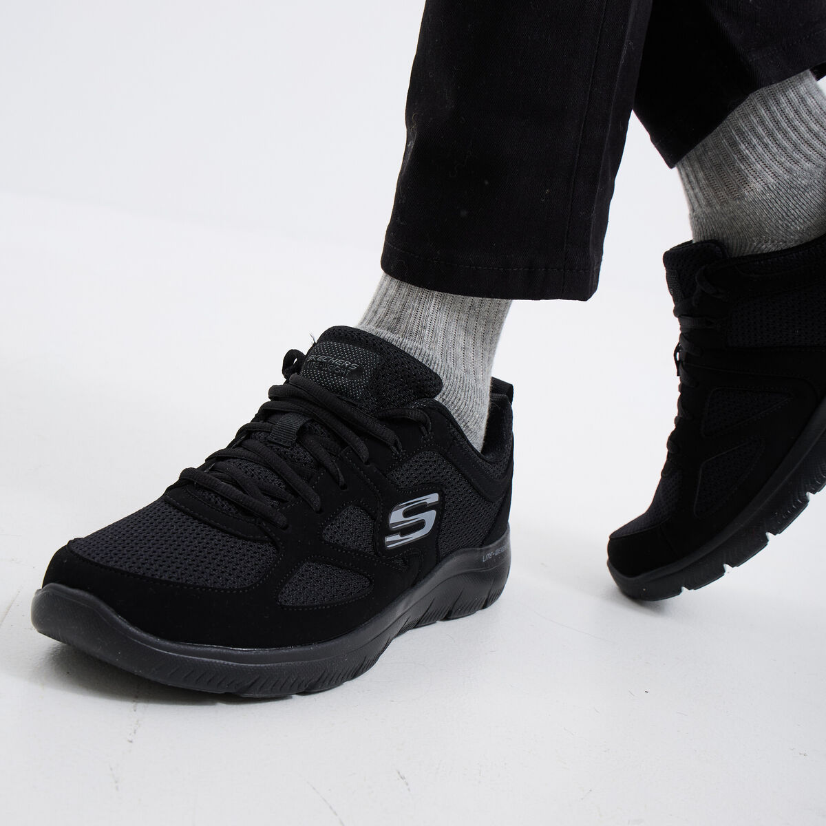 Baskets running Skechers Summits noir homme