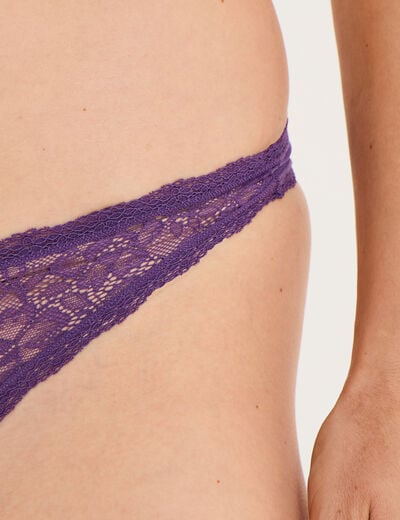 Tanga en dentelle doublure coton mauve femme