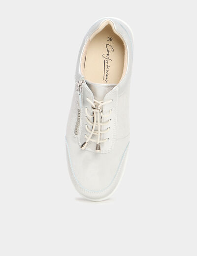 Tennis basses pied large en cuir blanc femme