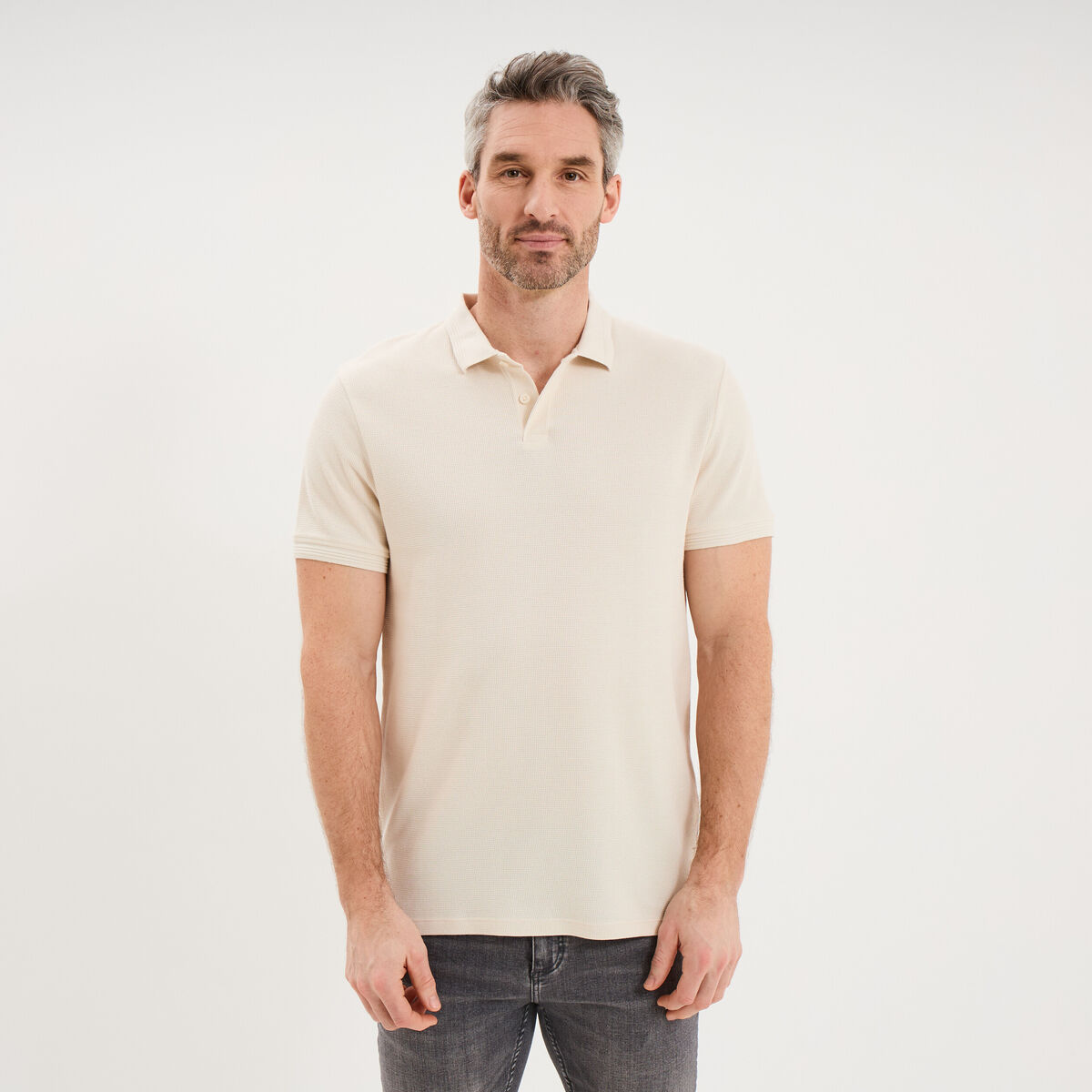 Polo textur&eacute; manches courtes coton ecru homme