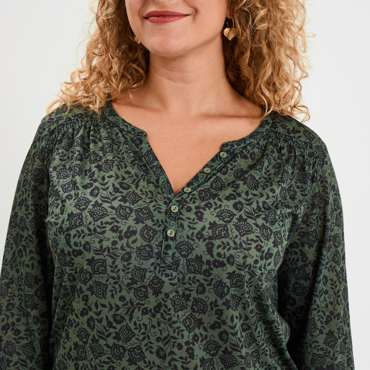 T-shirt col tunisien manches 3/4 vert kaki femme grande taille