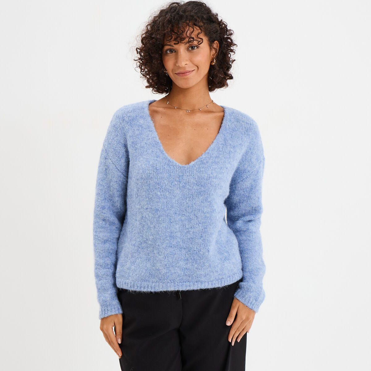 Pull col en V manches longues bleu ciel femme