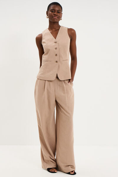 Veste sans manches ajust&eacute;e boutonn&eacute;e marron femme