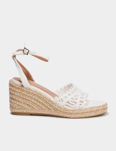 Sandales compens&eacute;es avec d&eacute;tails tress&eacute;s blanc femme