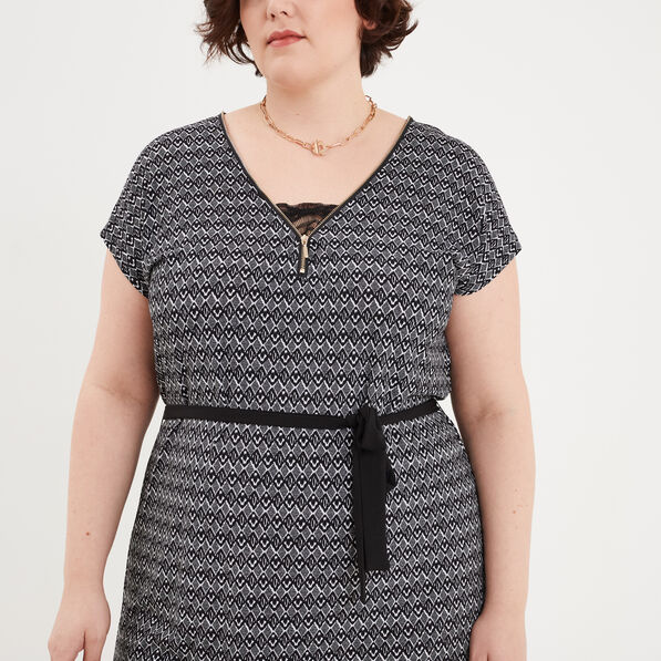 robe droite ceinturee ecru femmegt Robe droite ceinturée ecru femme grande taille