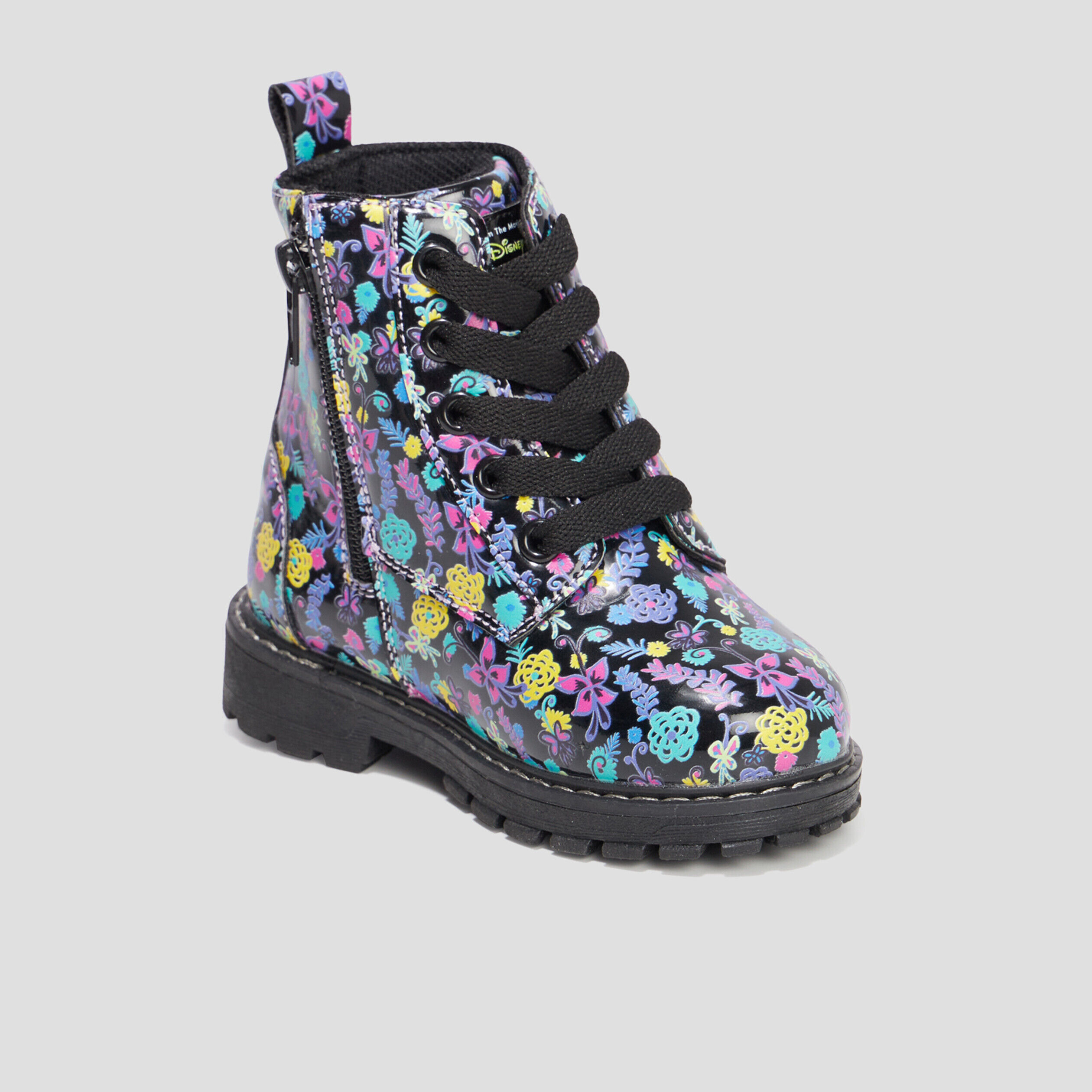 Encanto boots outlet