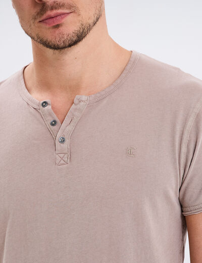 T-shirt col tunisien manches courtes marron homme