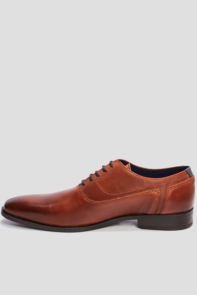 Derbies à lacets en cuir marron homme