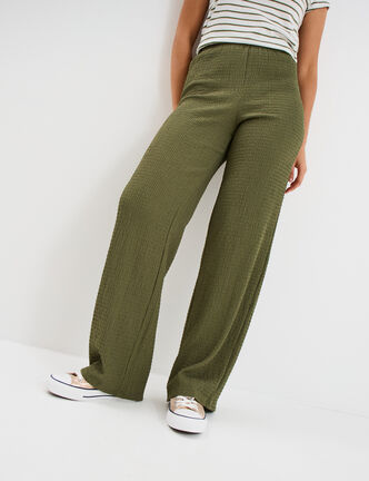 Pantalon effet gaufré taille élastiquée vert kaki femme