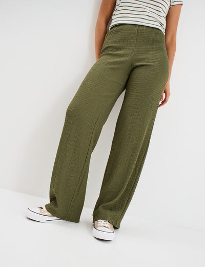 Pantalon effet gaufré taille élastiquée vert kaki femme