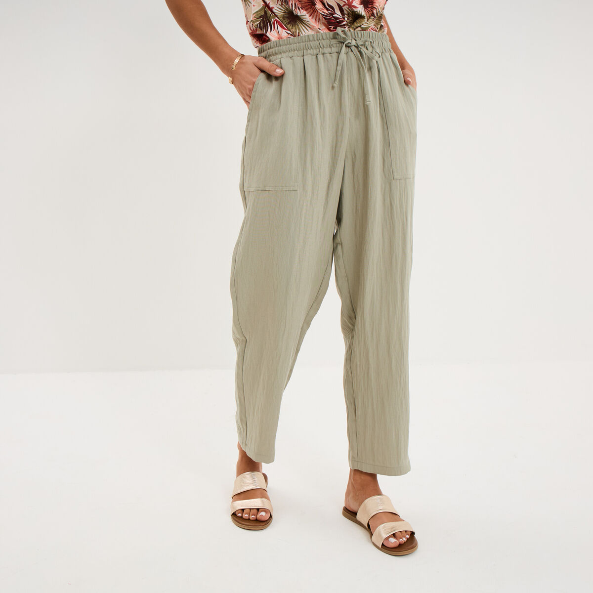 Pantalon fluide carotte &eacute;lastiqu&eacute;e vert kaki femme