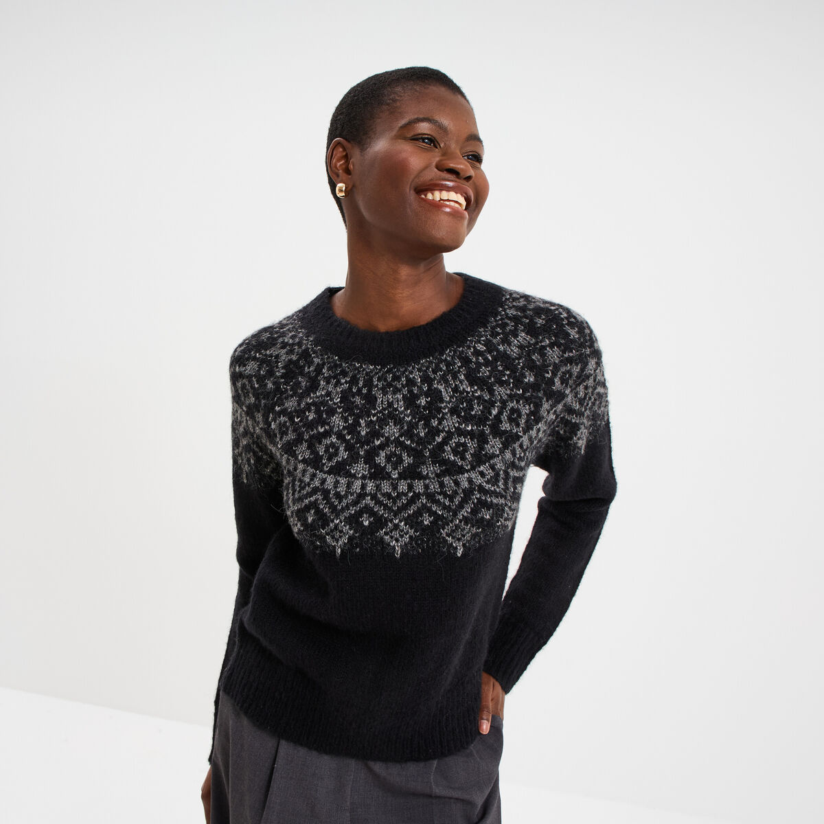 Pull jacquard col rond manches longues noir femme