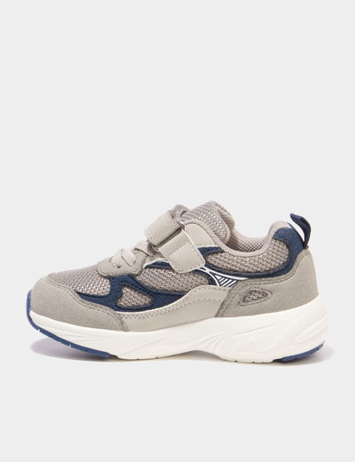 Baskets running avec scratchs gris gar&ccedil;on