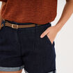 Short chino mom en jean ceintur&eacute; denim brut femme