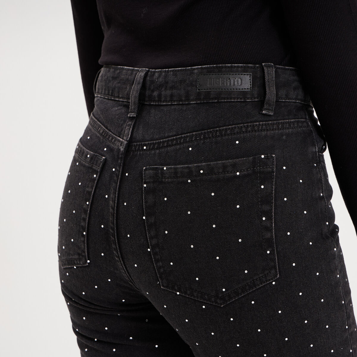 Jean droit &agrave; strass taille haute denim noir femme