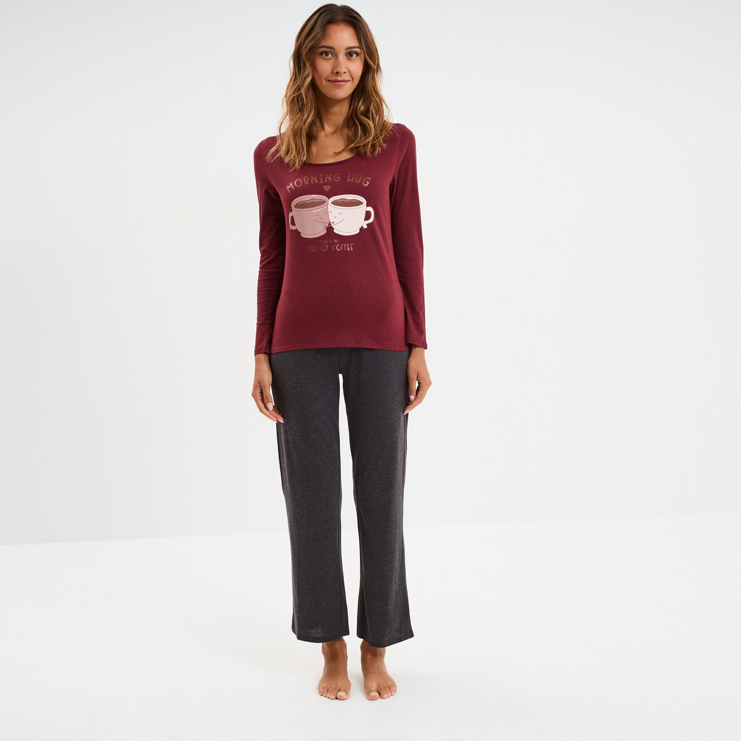 Ensemble pyjama pantalon et t-shirt bordeaux femme LH