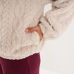 Veste fausse fourrure &agrave; capuche gris clair femme