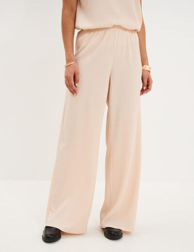 Pantalon effet gaufr&eacute; fluide beige femme