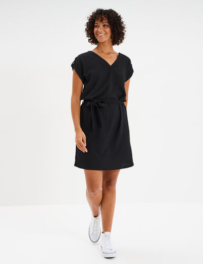Robe effet gaufr&eacute; manches courtes noir femme
