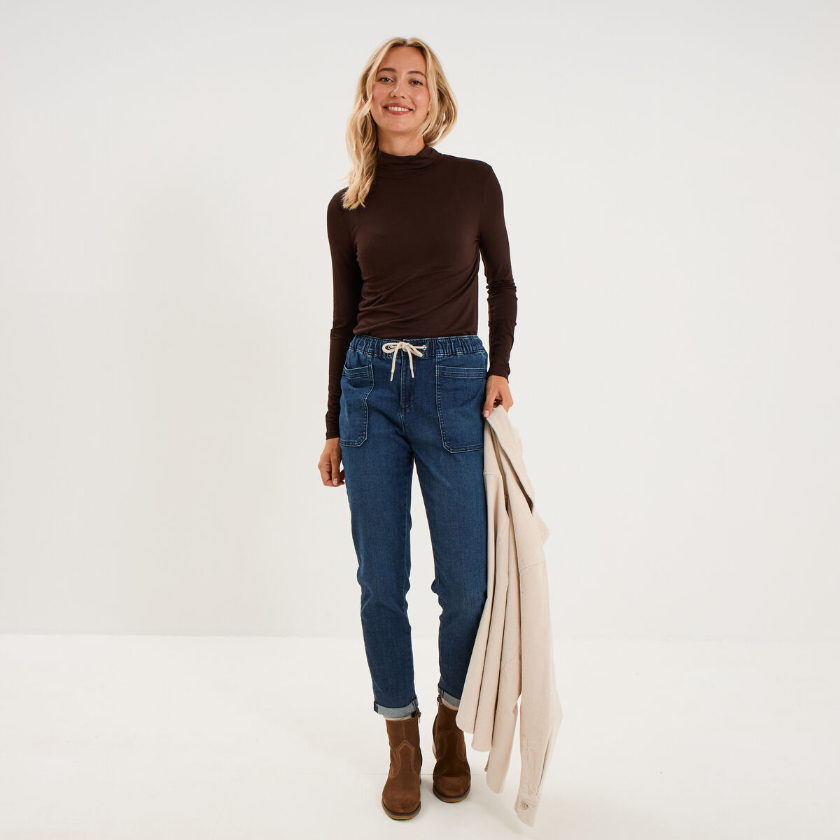 T-shirt manches longues col roul&eacute; marron fonc&eacute; femme
