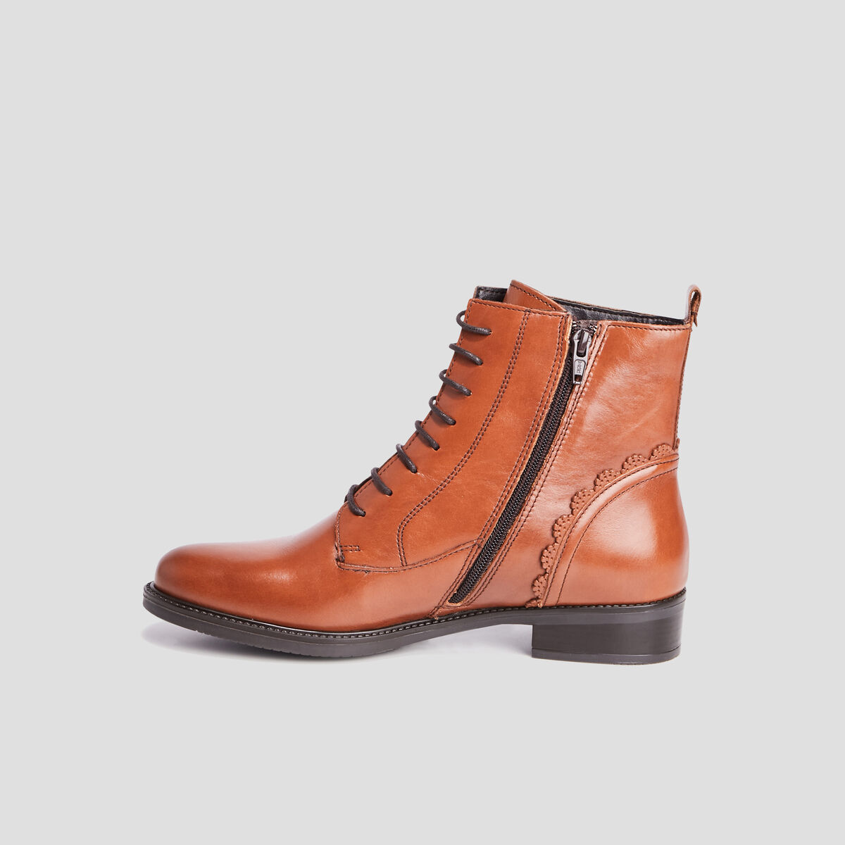 Bottines en cuir zipp&eacute;es marron femme