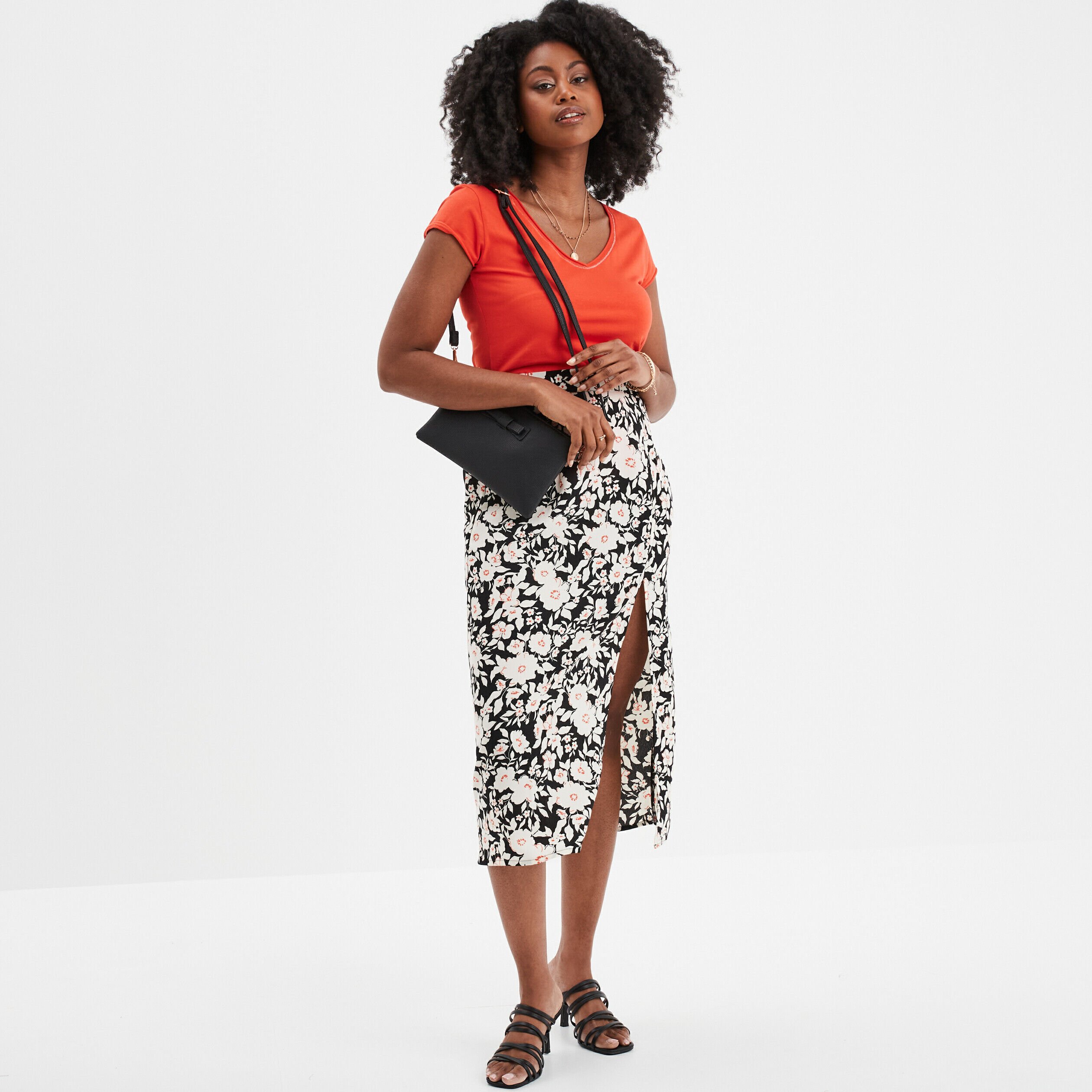 Jupe fleurie longueur midi 3 4 femme pas cher avec poche La Halle