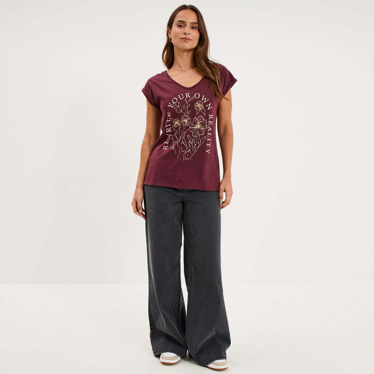 T-shirt coton col en V manches courtes violet fonc&eacute; femme
