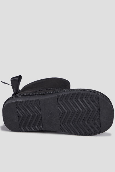 Bottines fourrées avec noeud noir fille