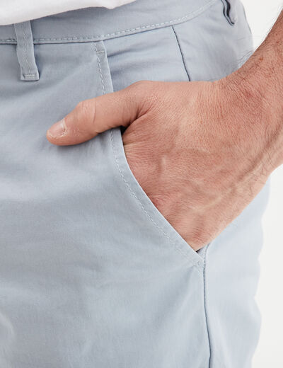 Pantalon chino droit stretch retroussé bleu ciel homme