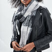 &Eacute;charpe &agrave; franges gris femme