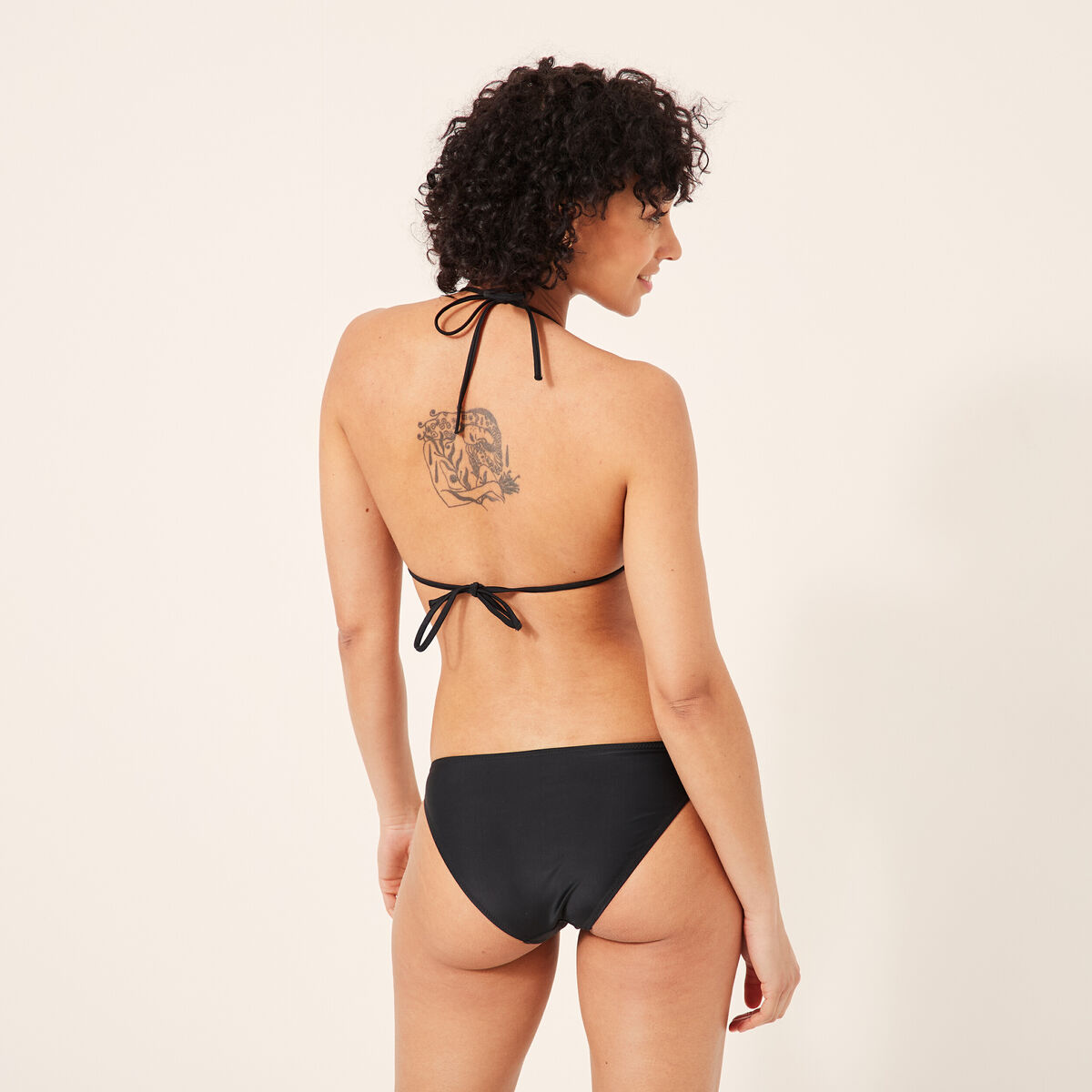 Haut maillot de bain forme triangle noir femme