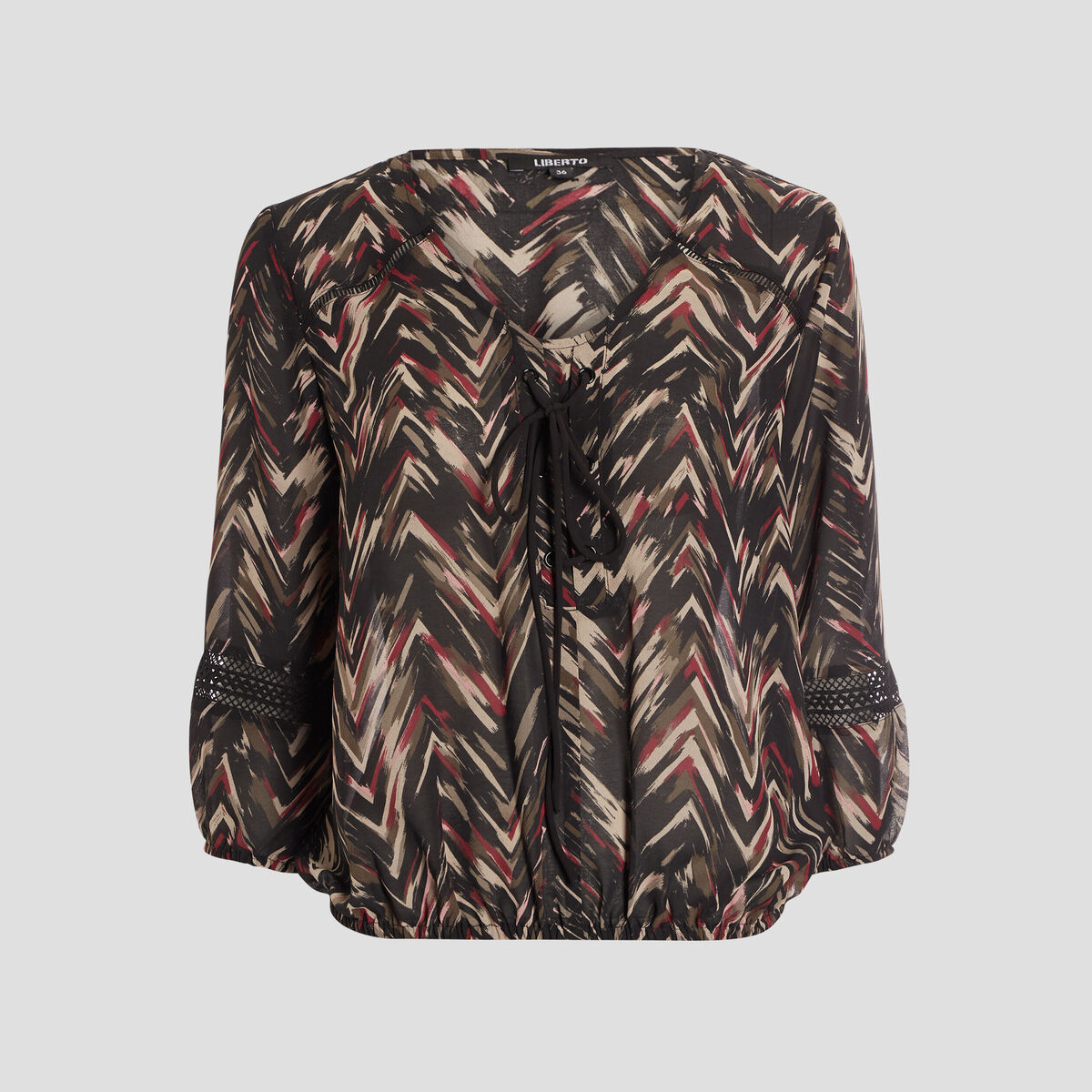 Blouse manches 3/4 détail laçage noir femme