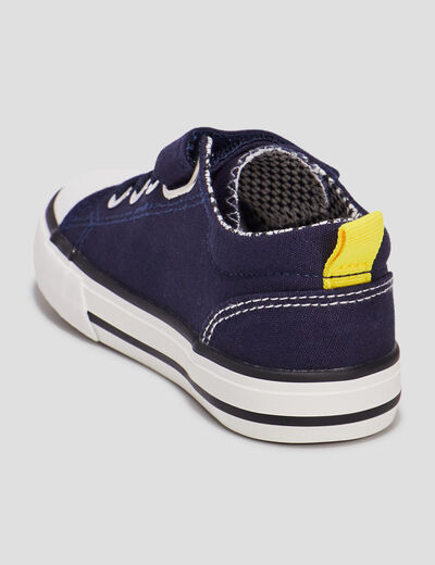 Tennis en toile &agrave; lacets bout renforc&eacute; bleu marine gar&ccedil;on