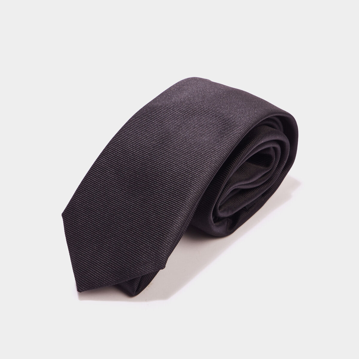 Cravate avec effet satin noir homme
