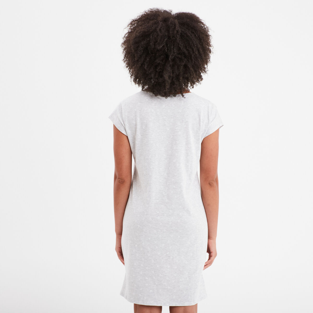 Chemise de nuit gris clair femme