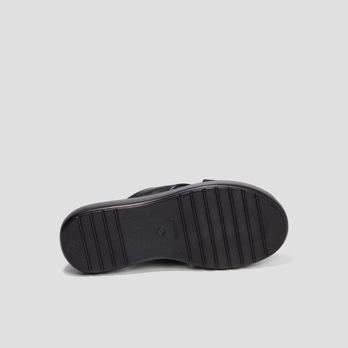 Sandales compensées plis Liberto noir femme
