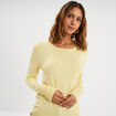 Pull col rond boutons aux poignets jaune clair femme