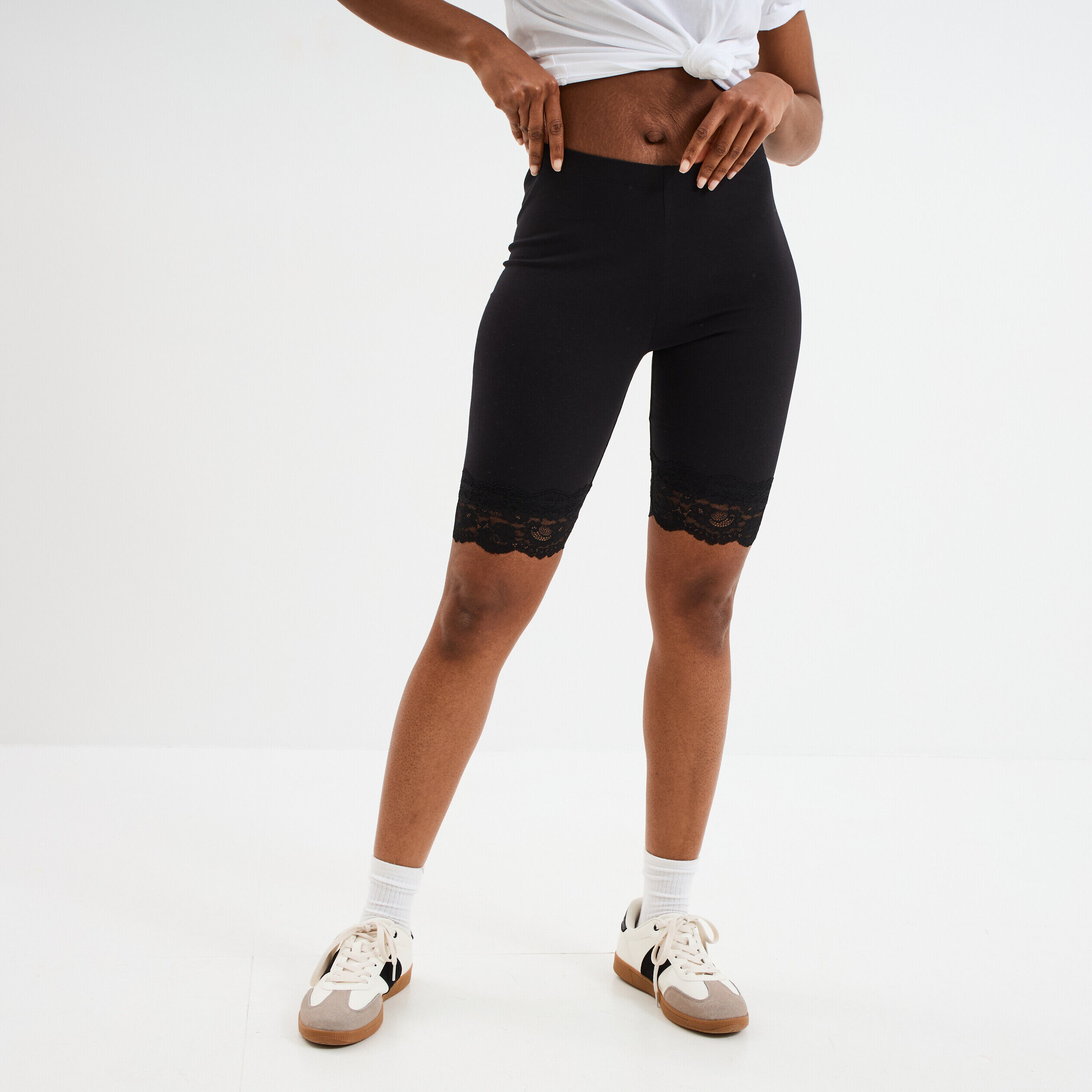 Legging corsaire à dentelle noir femme LH