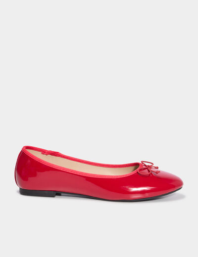 Ballerines vernies avec noeud rouge femme