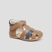 Sandales plates &agrave; scratchs en cuir camel b&eacute;b&eacute; gar&ccedil;on