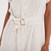 Robe chemise longueur genou ceinturée beige femme