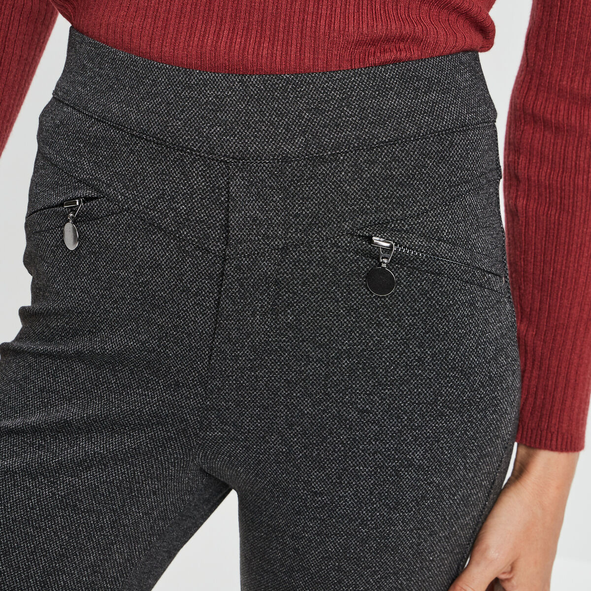 Pantalon slim ajusté 7/8ème gris fonce femme
