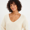 Pull col en V manches longues ecru femme